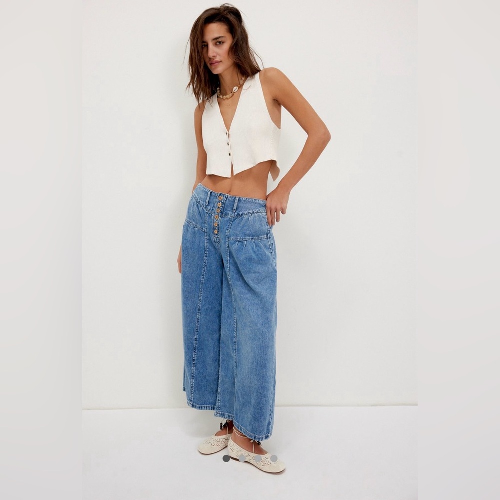 We The Free Blossom Pull-on Jean Large
EUC  Worn Once